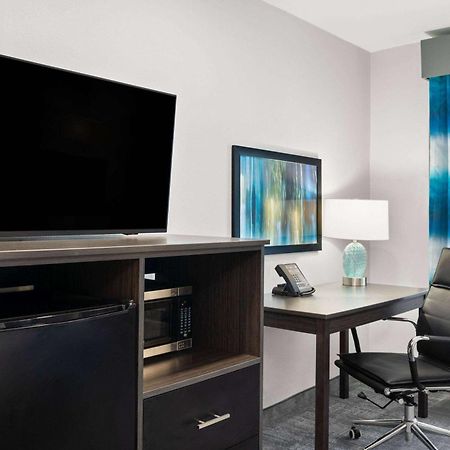 La Quinta Inn By Wyndham Indianapolis Airport Executive Dr Kültér fotó