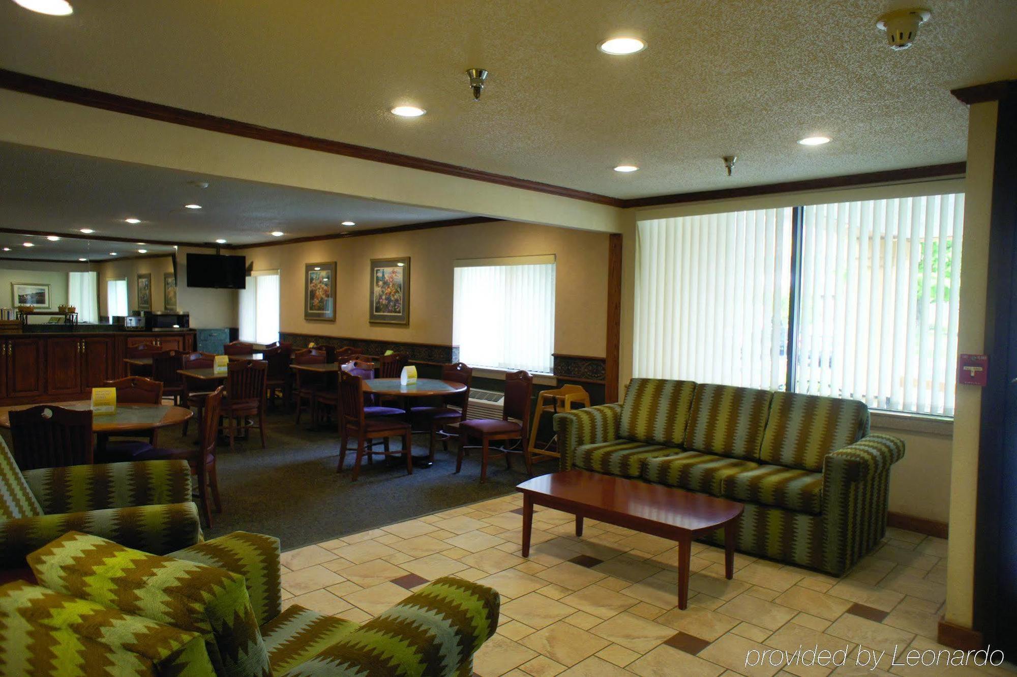 La Quinta Inn By Wyndham Indianapolis Airport Executive Dr Kültér fotó